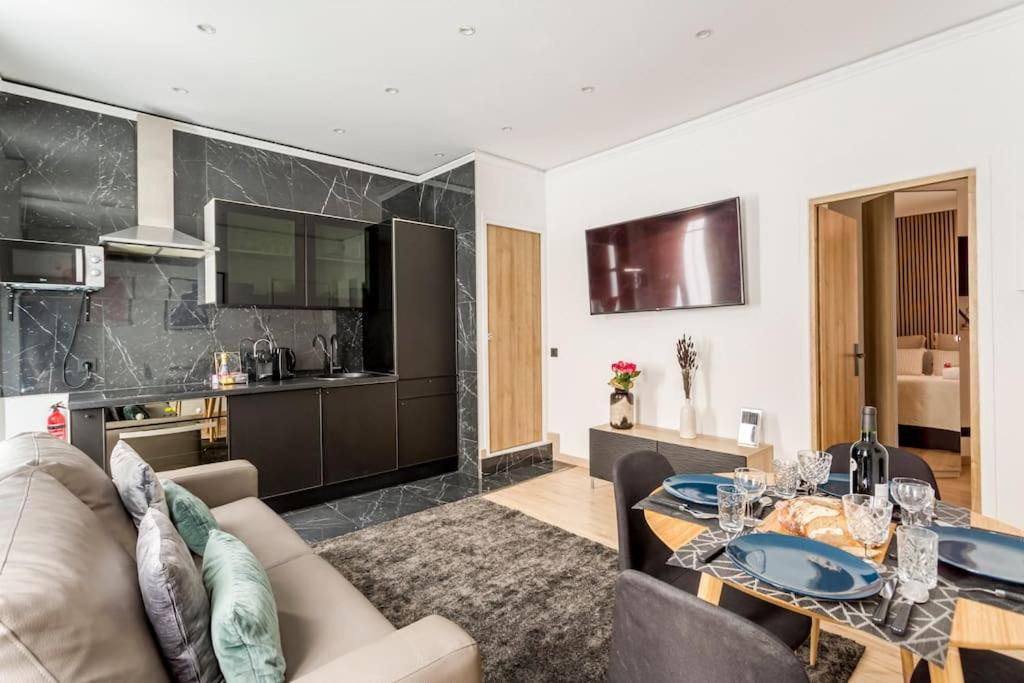 Suite Paris, Tour Eiffel, Champs Elysees المظهر الخارجي الصورة
