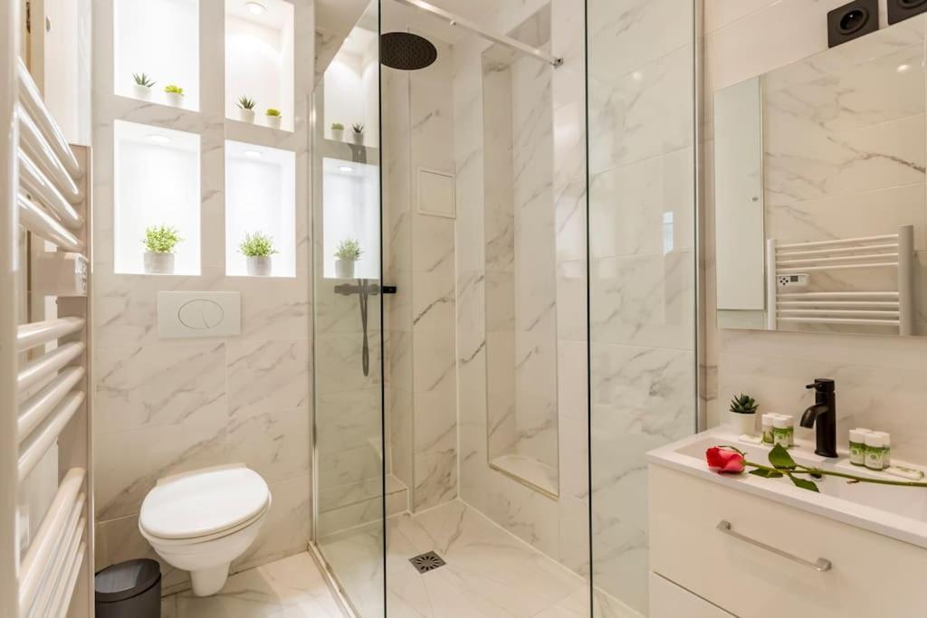 Suite Paris, Tour Eiffel, Champs Elysees المظهر الخارجي الصورة